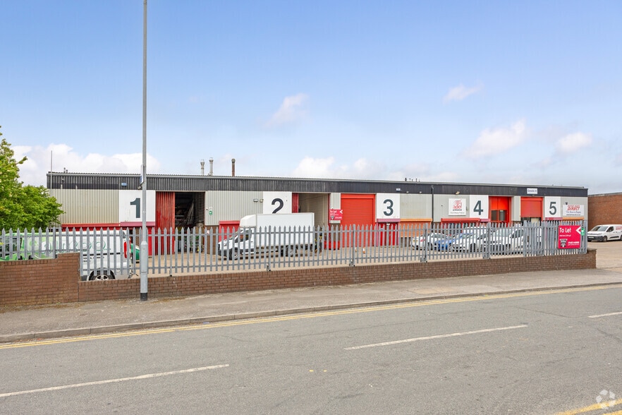 Gillett St, Hull for lease - Building Photo - Image 2 of 3