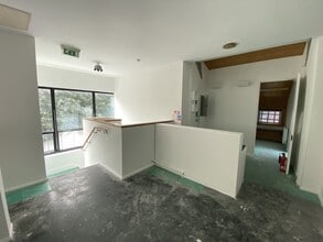 38 Woodgrange Rd, London for lease Interior Photo- Image 1 of 9