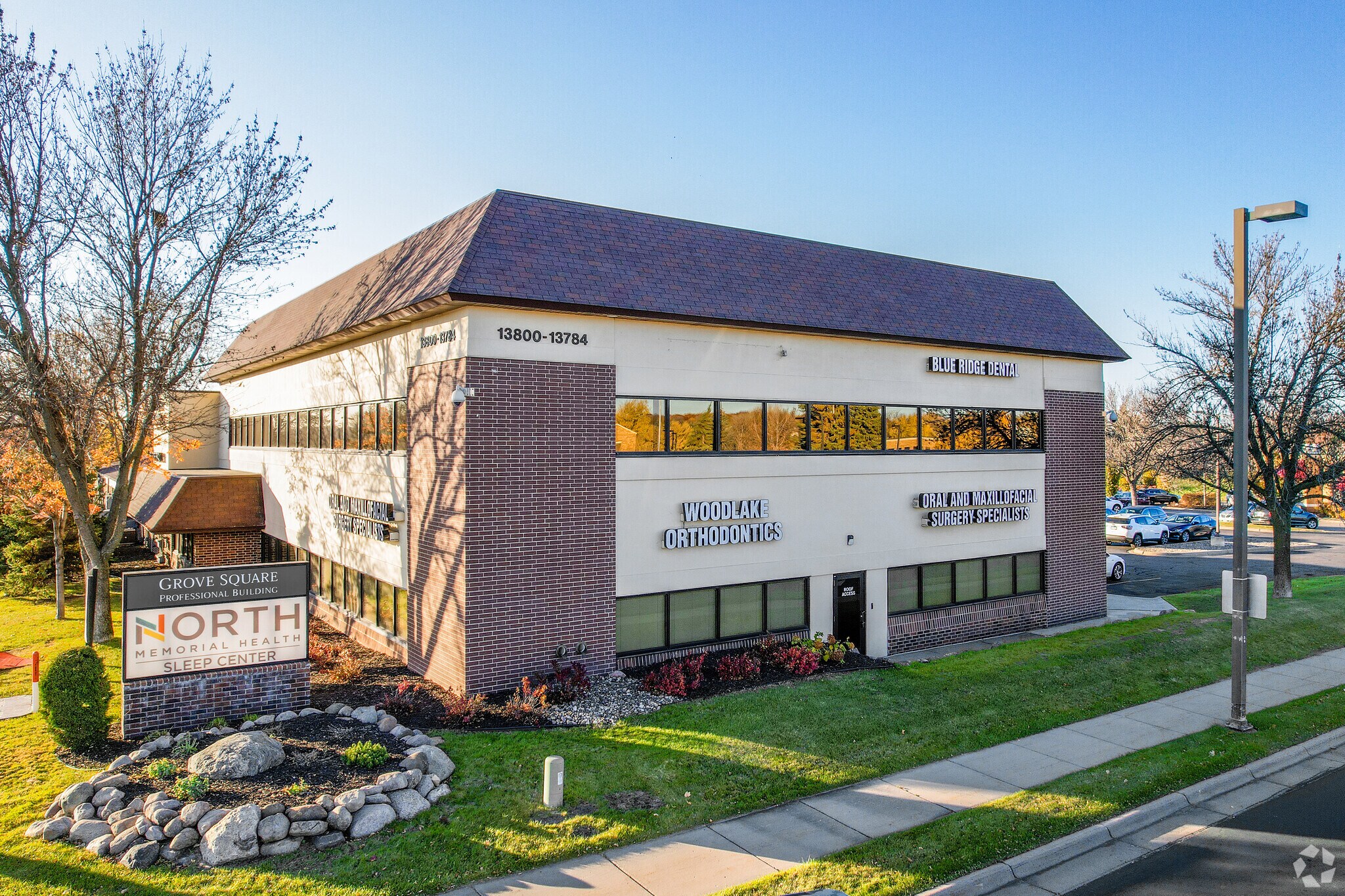 13784-13800 83rd Way N, Maple Grove, MN for sale Primary Photo- Image 1 of 1