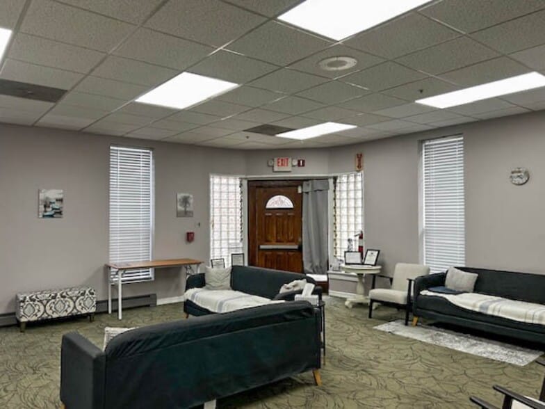 514-528 N 22nd St-entire city block portfolio of 2 properties for sale on LoopNet.com - Building Photo - Image 2 of 28