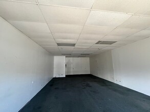 98-025 Hekaha St, Aiea, HI for lease Building Photo- Image 2 of 2