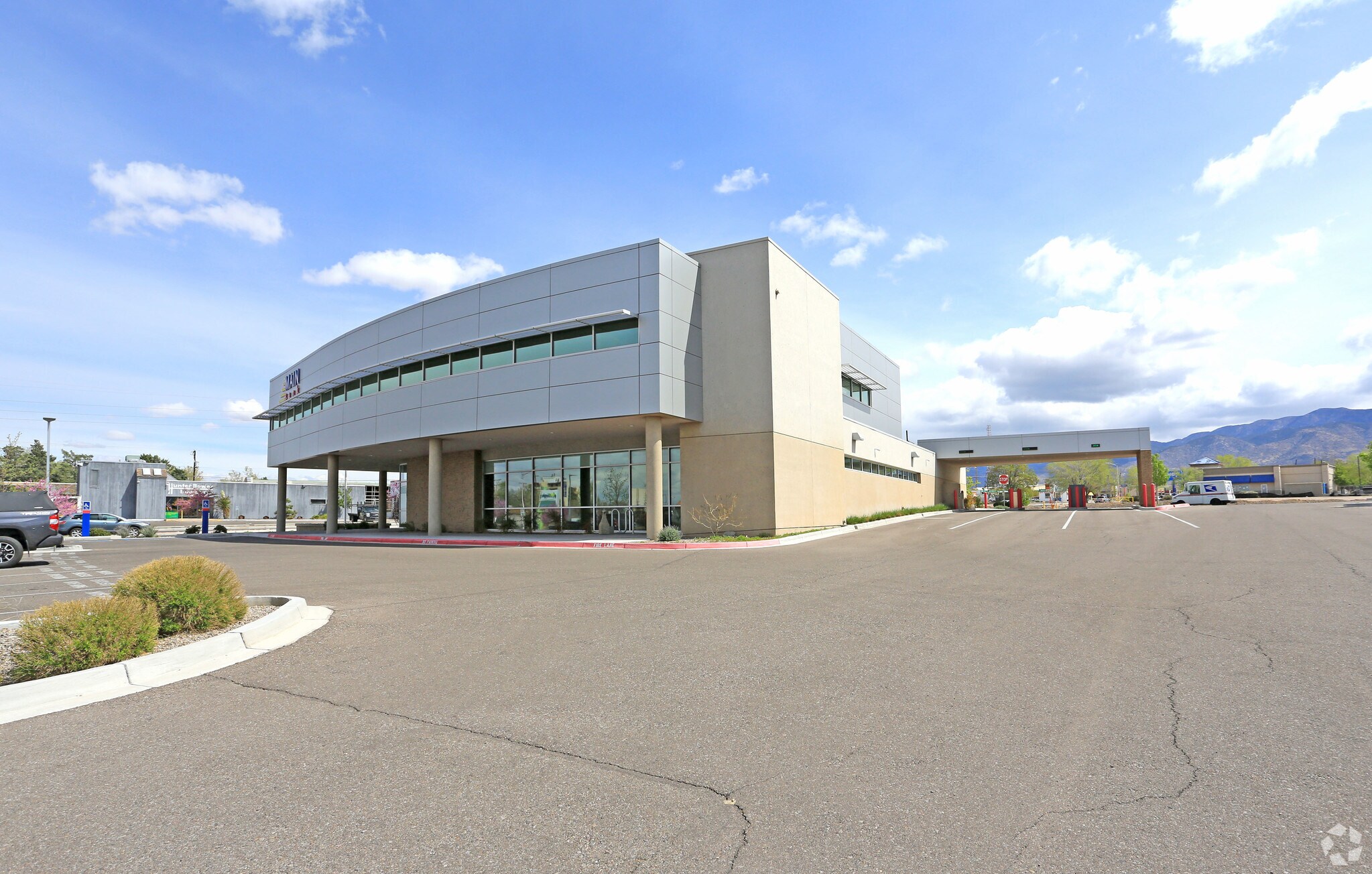 7300 Menaul Blvd NE, Albuquerque, NM for sale Primary Photo- Image 1 of 1