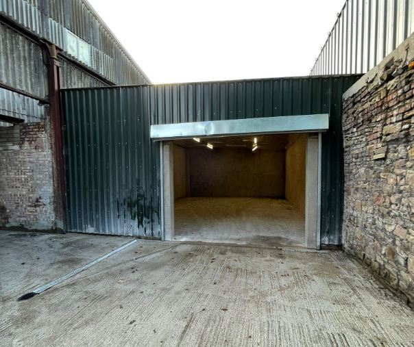 Lowercroft Rd, Bury, BL8 3PA