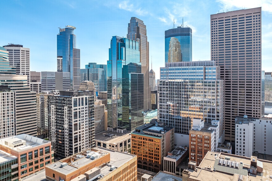 60 S 6th St, Minneapolis, MN for lease - Building Photo - Image 2 of 31