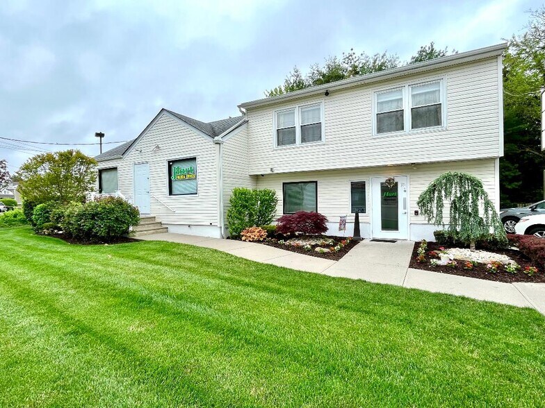 366 Herbertsville Rd, Brick, NJ for lease - Building Photo - Image 1 of 24