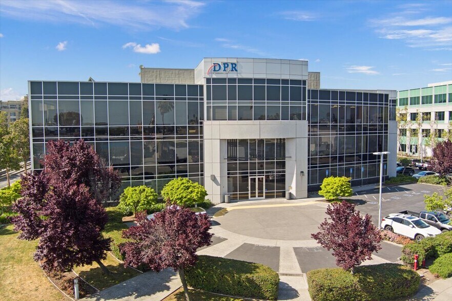 1450 Veterans Blvd, Redwood City, CA for lease - Building Photo - Image 1 of 68