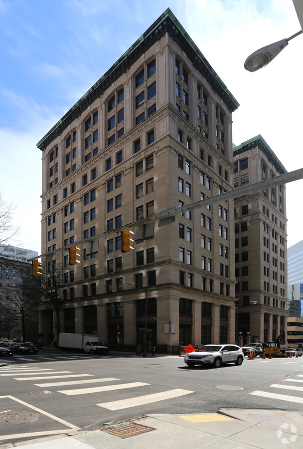 909 E Main St, Richmond, VA 23219 Property Record