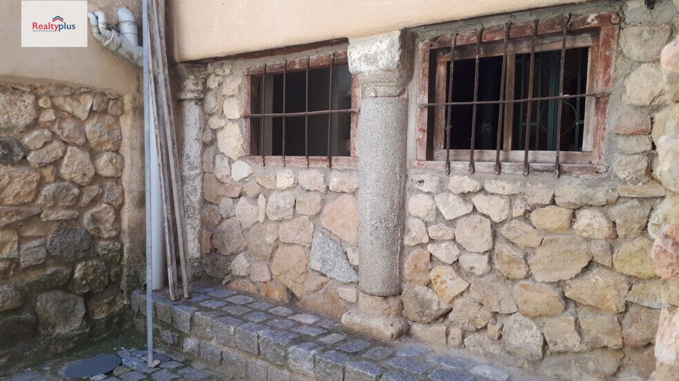 Multifamily in Segovia, Segovia for sale - Building Photo - Image 2 of 5