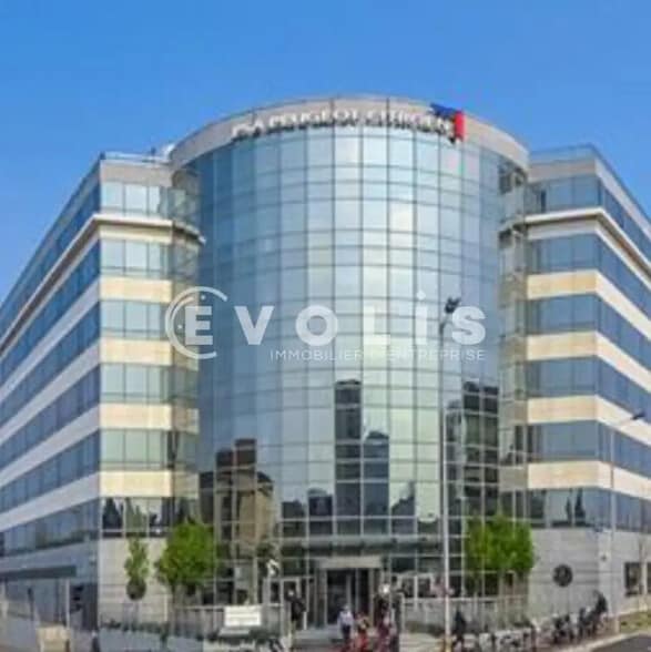 1-3 Boulevard De L'Europe, Poissy for lease - Building Photo - Image 1 of 6