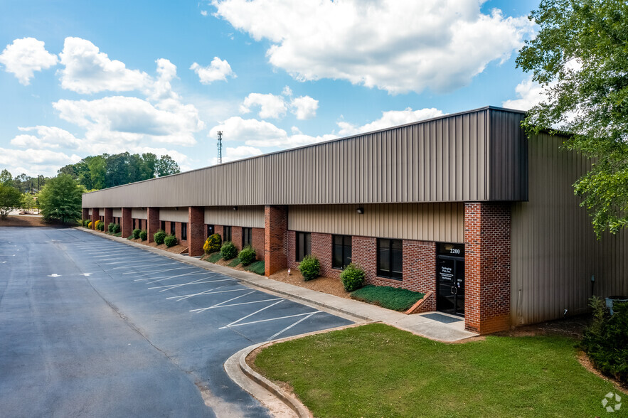 2200-2210 McFarland 400 Blvd, Alpharetta, GA for lease - Building Photo - Image 2 of 4