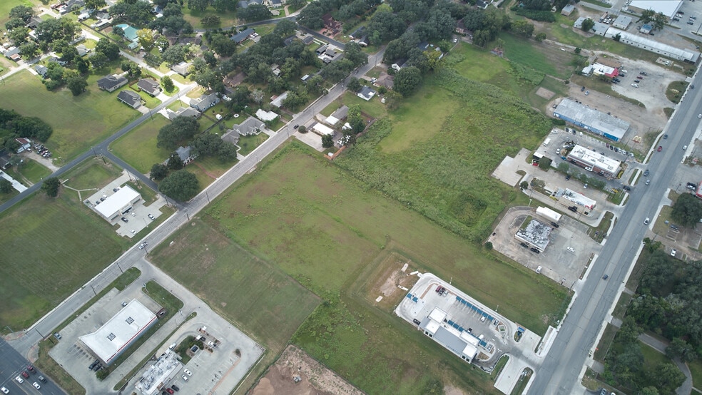 1411 N Fulton St, Wharton, TX for sale - Primary Photo - Image 1 of 25