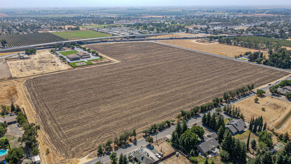 41 Acres Stretch, McKee & Santa Fe, Merced, CA for sale - Building Photo - Image 2 of 30