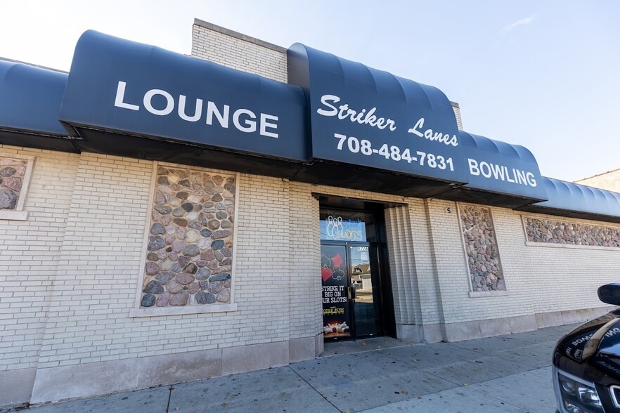 6728 16th St, Berwyn, IL for sale - Building Photo - Image 1 of 26