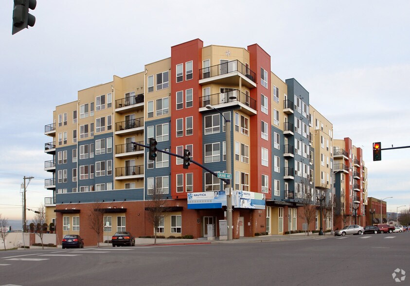 2824 Grand Ave, Everett, WA 98201