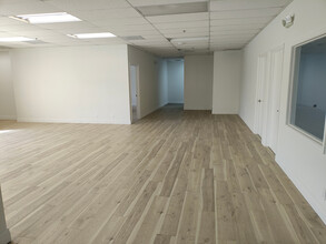 3020 High Ridge Rd, Boynton Beach, FL for lease Interior Photo- Image 2 of 8