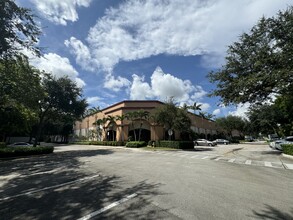 10803-10889 Marks Way, Miramar, FL for lease Building Photo- Image 2 of 6