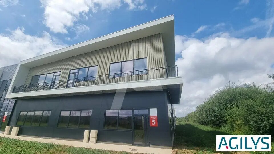Flex in Villebon-sur-Yvette for lease Building Photo- Image 1 of 10