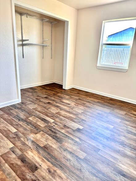 109 Clover Ln, Amber, OK for sale - Building Photo - Image 2 of 14