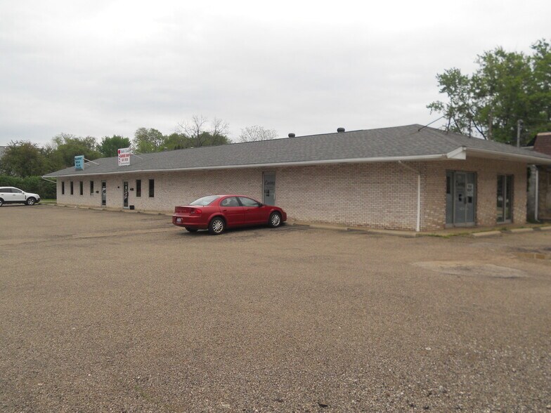 3154 Lincoln Way NW, Massillon, OH for sale - Primary Photo - Image 1 of 1