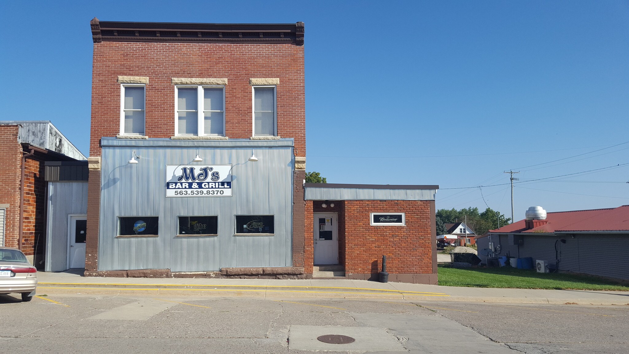 103 E Center St, Monona, IA for sale Primary Photo- Image 1 of 1