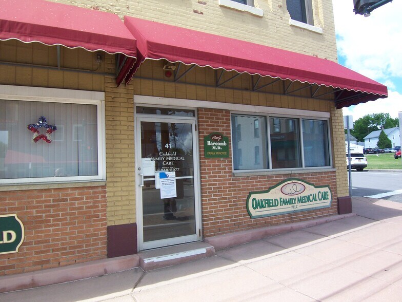 37-41 Main St, Oakfield, NY for sale - Primary Photo - Image 1 of 1