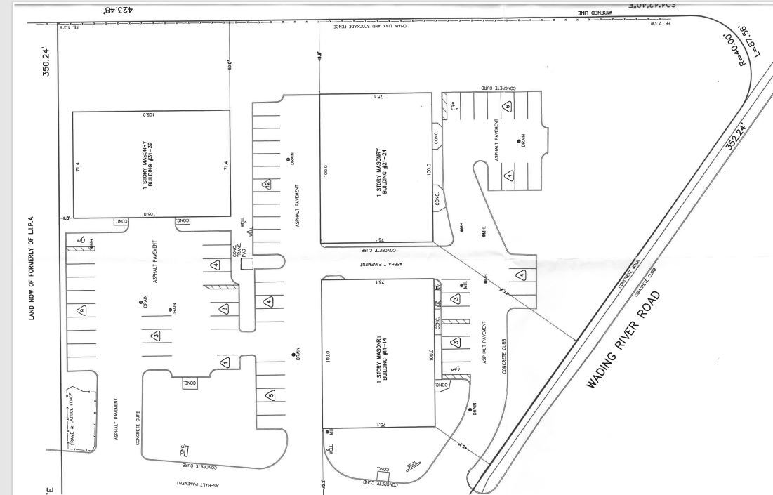 1132 Center Ct, Center Moriches, NY 11934