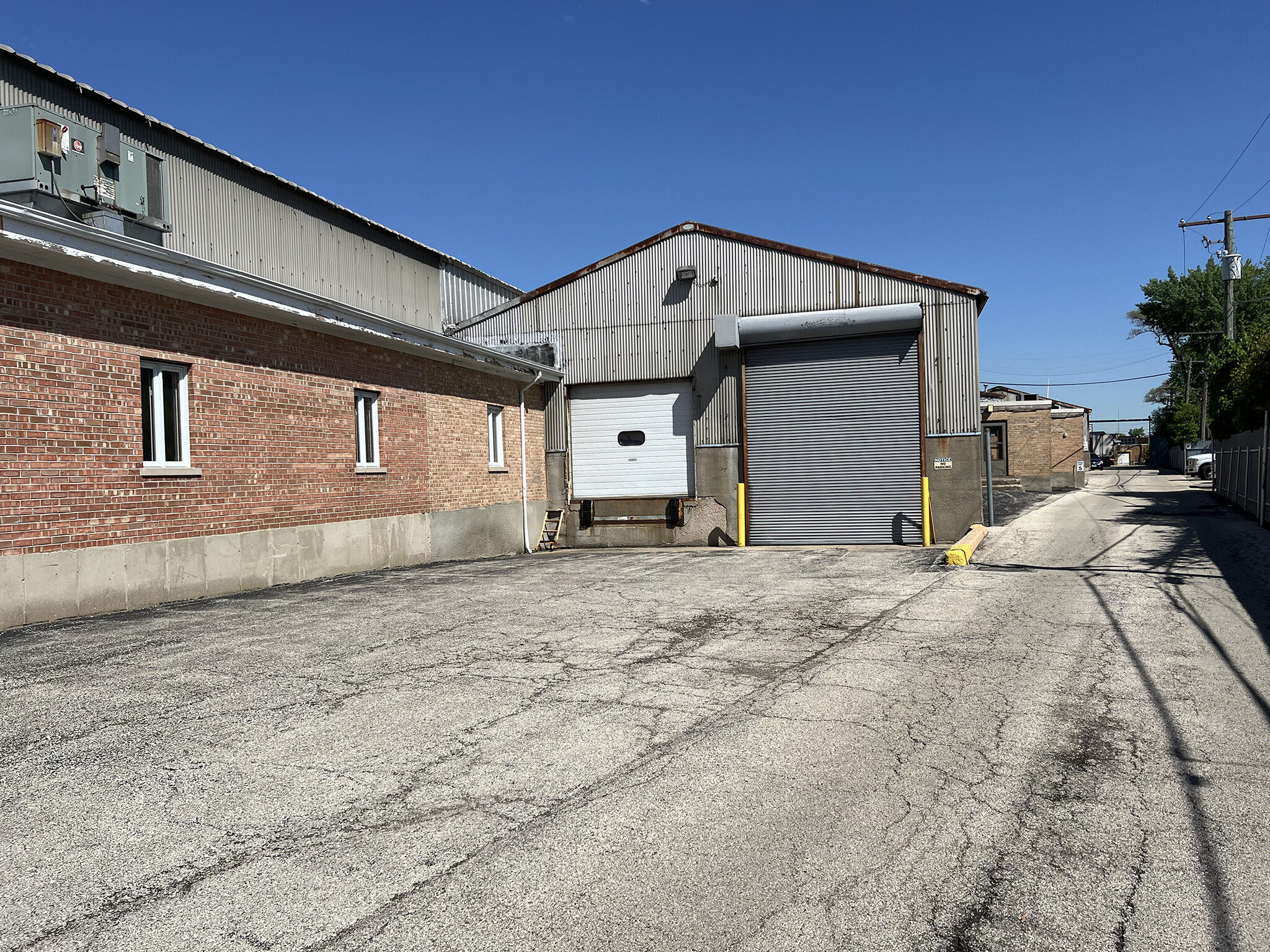 9520 Seymour Ave, Schiller Park, IL for lease Building Photo- Image 1 of 5