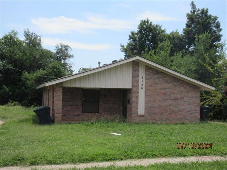 2126 N Jordan Ave, Oklahoma City, OK for sale - Primary Photo - Image 1 of 1