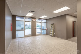 11025-11091 Strang Line Rd, Lenexa, KS for lease Interior Photo- Image 1 of 16