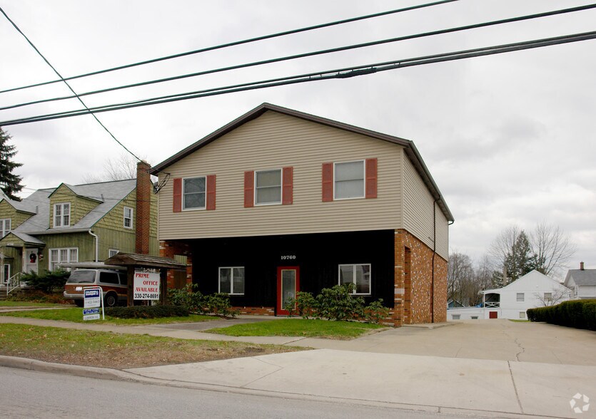 10760 Main St, Mantua, OH 44255