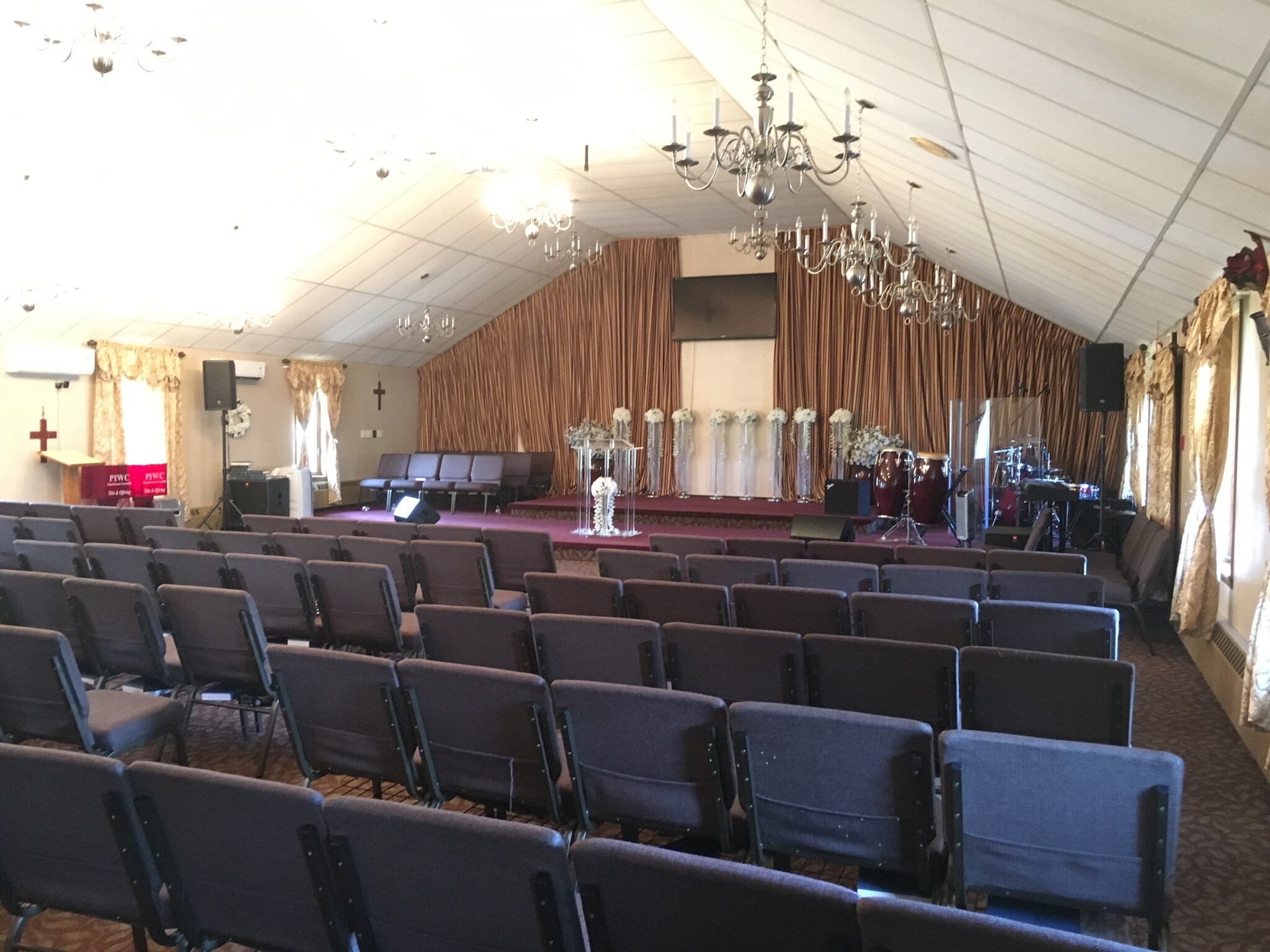 1701 Gervais Ave, Maplewood, MN for sale Building Photo- Image 1 of 1