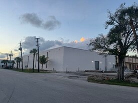 4500-4600 NW 135th St, Miami FL - Warehouse
