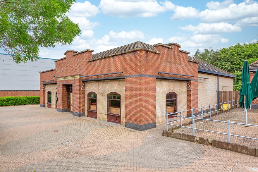 Knights Way, Tunbridge Wells, TN2 3UW Knights Park