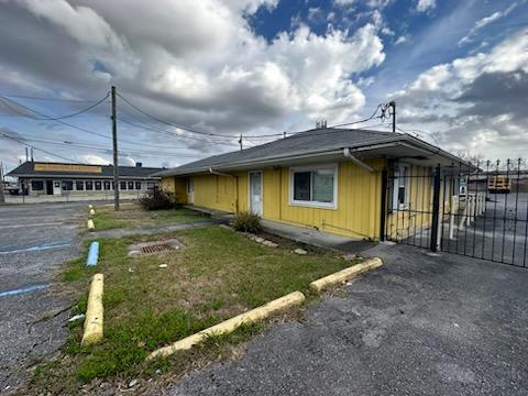 8736 Chef Menteur Hwy, New Orleans, LA for lease - Building Photo - Image 2 of 16