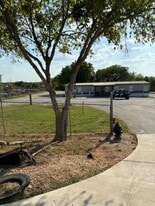 4877 N Graytown Rd, Converse TX - Warehouse
