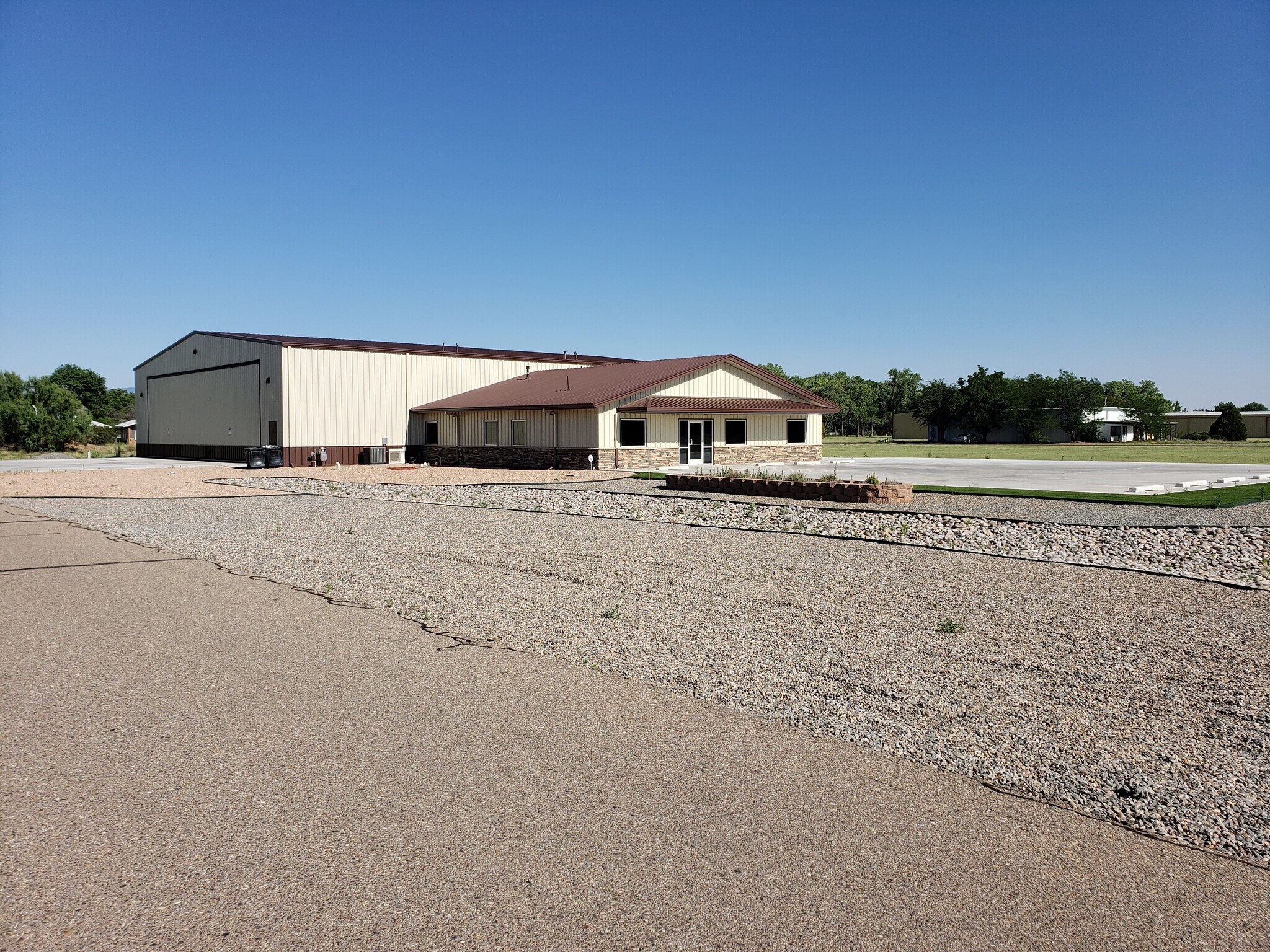 313 Hathaway Cir, Los Lunas, NM 87031