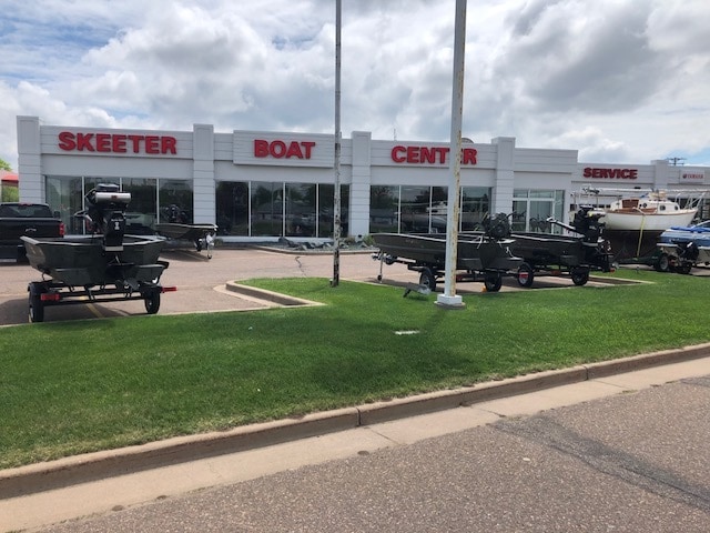 321 W Prairie View Rd, Chippewa Falls, WI for sale Building Photo- Image 1 of 1