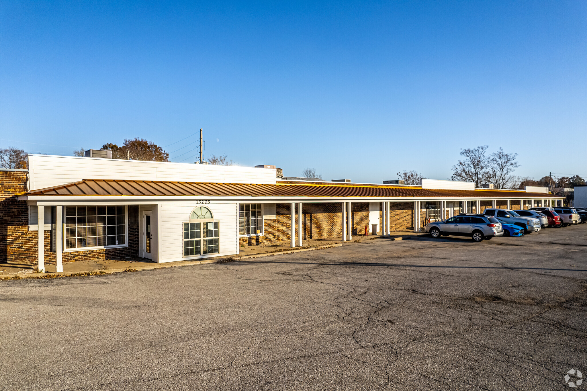 15205 Metcalf Ave, Overland Park, KS for sale Building Photo- Image 1 of 6