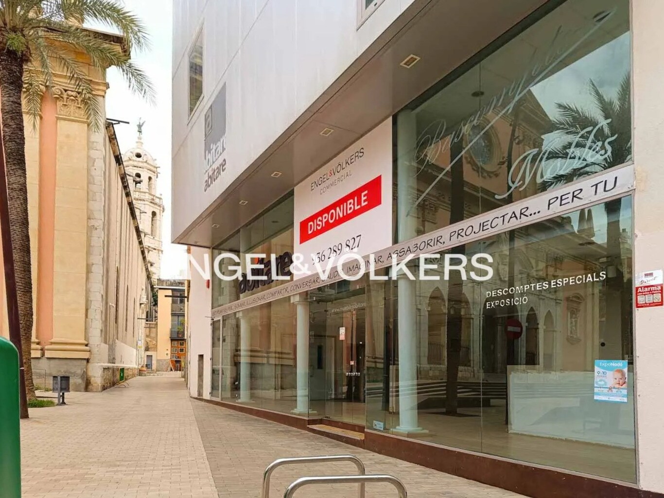 Retail in Vilanova i la Geltrú, Barcelona for lease Interior Photo- Image 1 of 5
