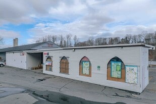 480 Water St, Fitchburg MA - Convenience Store