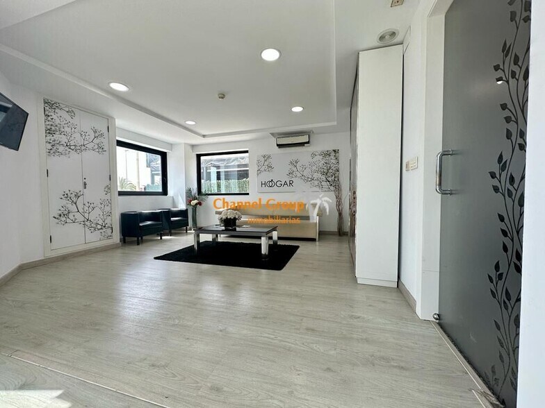 Industrial in Elche, Alicante for lease - Building Photo - Image 1 of 33