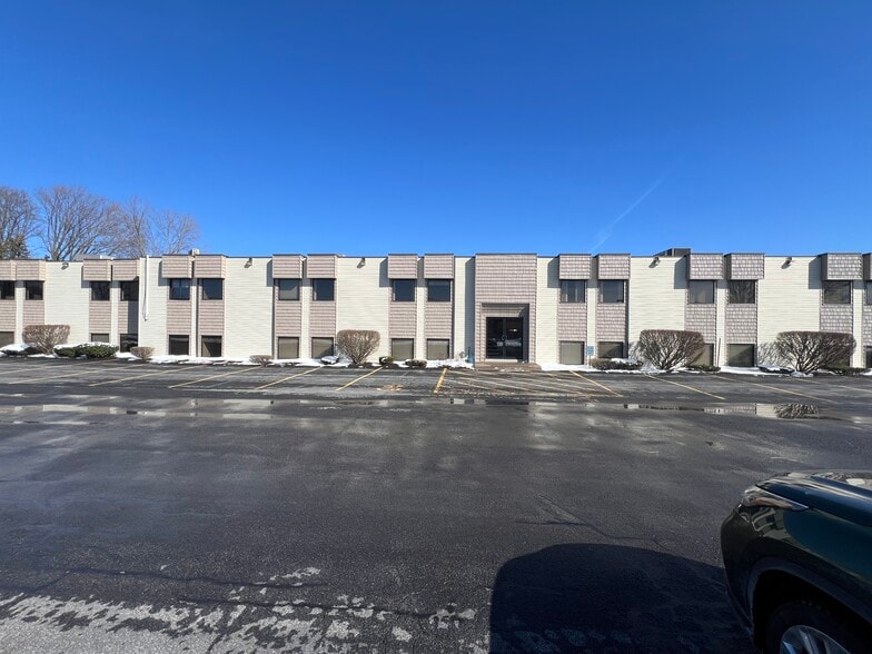 4 Adler Dr, East Syracuse, NY for sale - Building Photo - Image 1 of 17