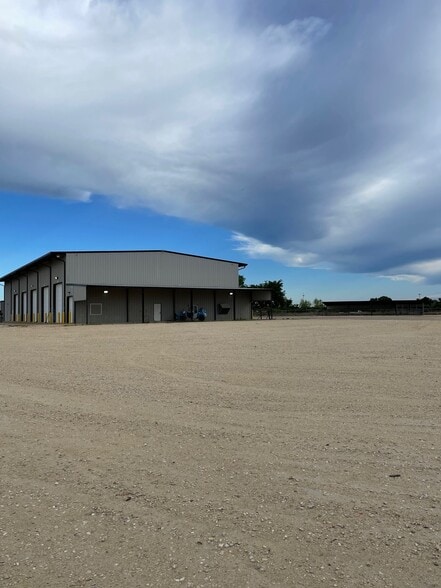 1105 County Road 235 Giddings, Giddings, TX for sale - Building Photo - Image 3 of 11