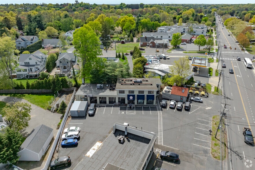 1554 Post Rd E, Westport, CT for sale - Building Photo - Image 3 of 5