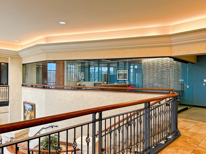 18756 Stone Oak Pky, San Antonio, TX for lease - Building Photo - Image 2 of 21