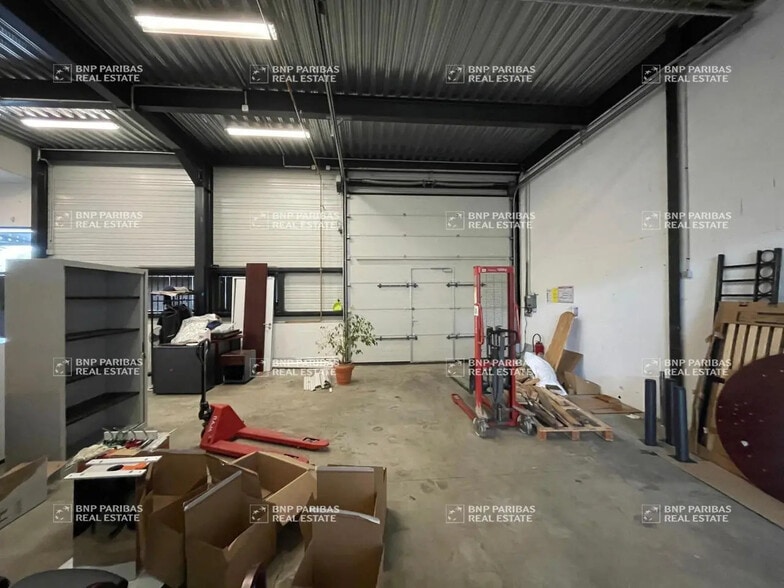 Flex in Montévrain for sale - Interior Photo - Image 3 of 6