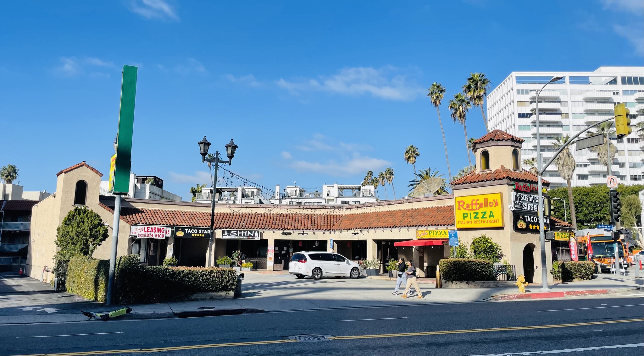 1651-1657 N La Brea Ave, Los Angeles, CA for lease Building Photo- Image 1 of 6