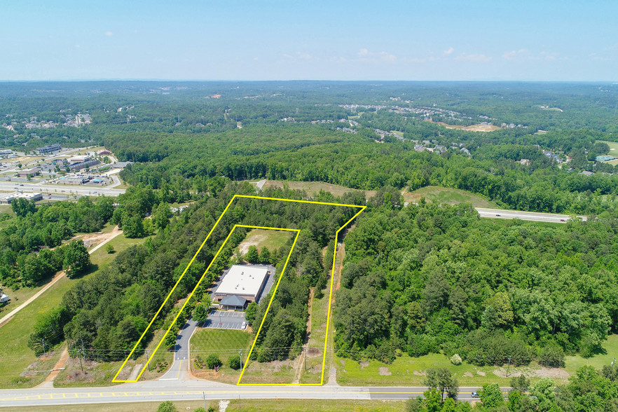 5378 Thompson Mill Rd, Hoschton, GA for sale - Building Photo - Image 1 of 26