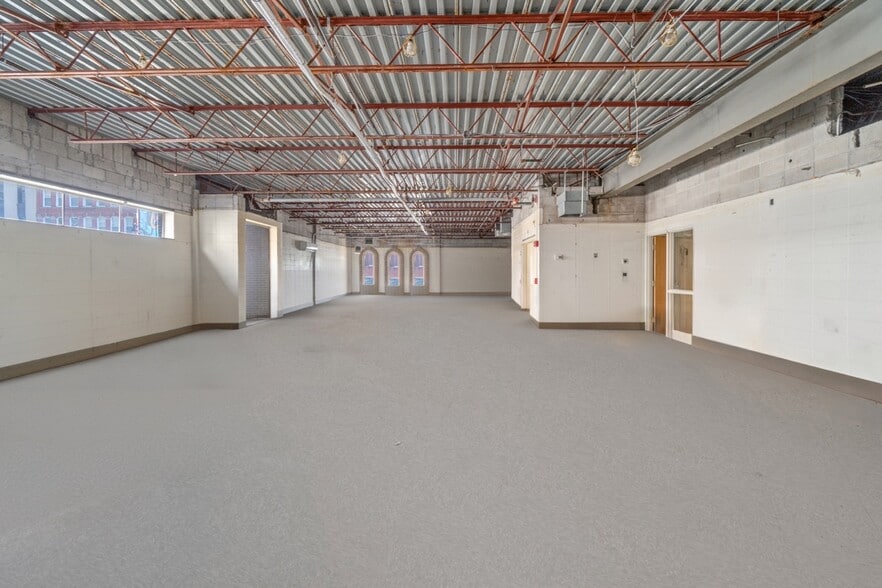 338 Asylum St, Hartford, CT for lease - Interior Photo - Image 3 of 12
