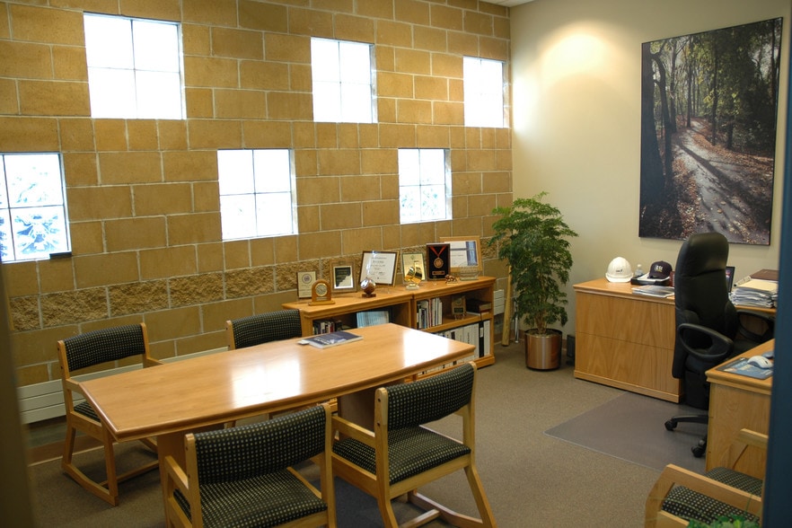 725 Prudden St, Lansing, MI for lease - Interior Photo - Image 3 of 22